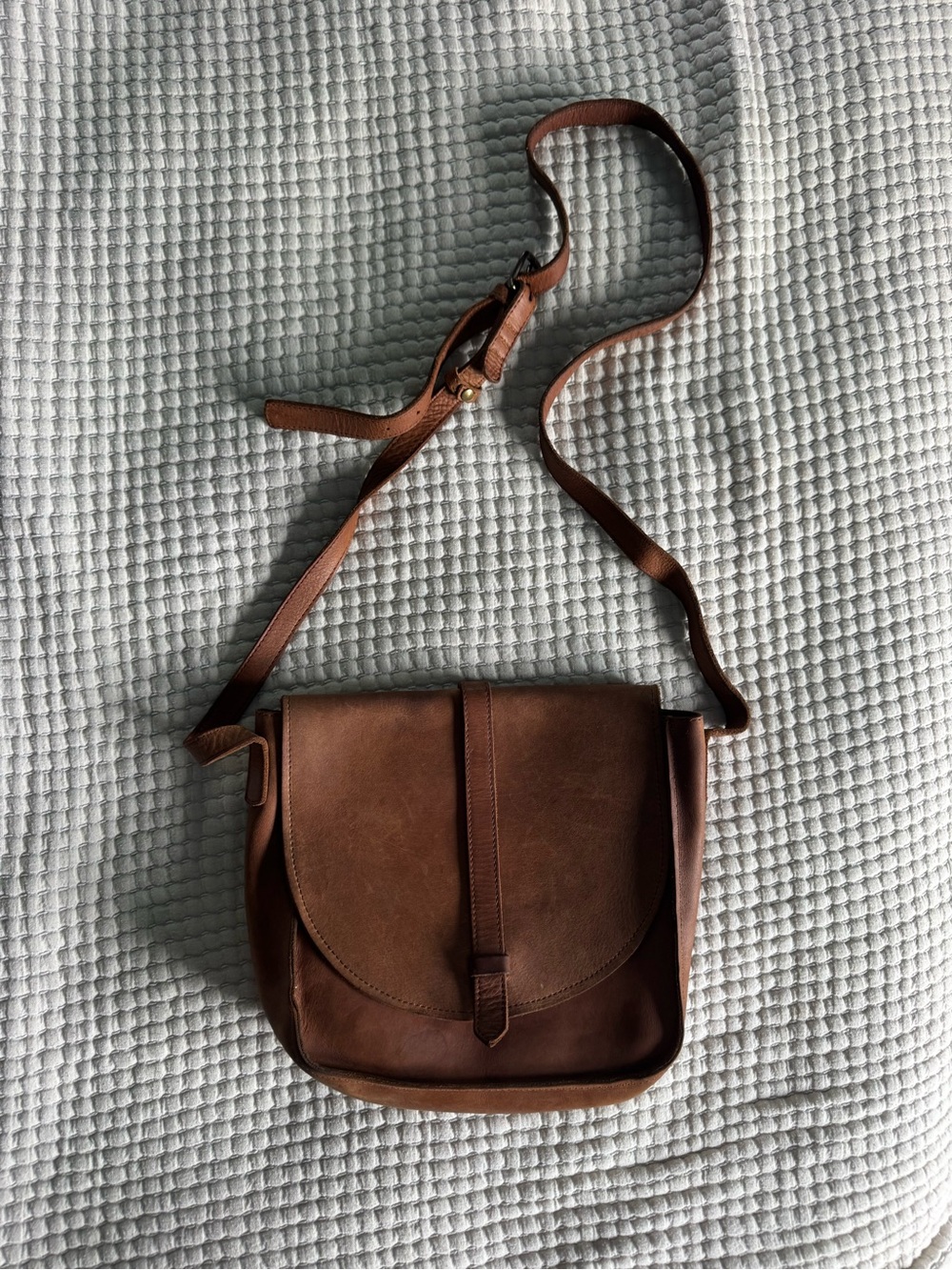 Brown Leather Crossbody Saddle Bag